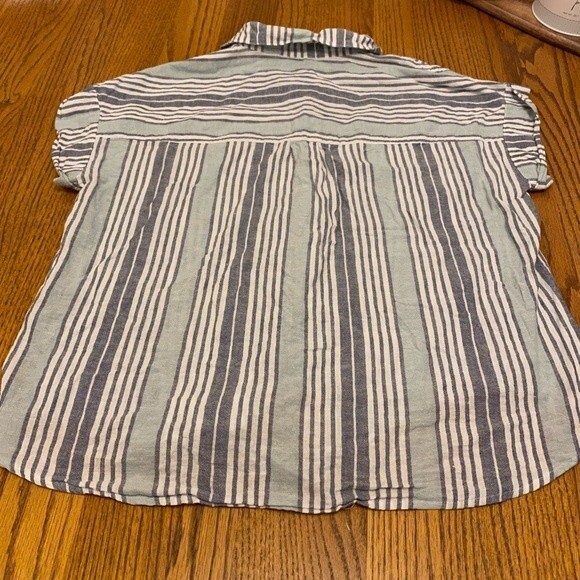 Sanctuary Striped Cuff Sleeved Tie Off Button Down Shirt - Picture 6 of 11